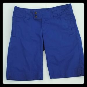 NORTH FACE BERMUDA Royal Blue  Shorts in Size 4